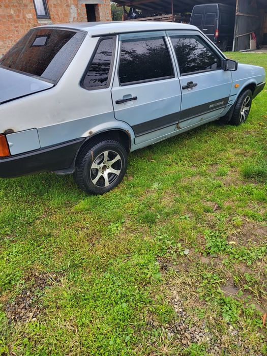 Продам ВАЗ 21099