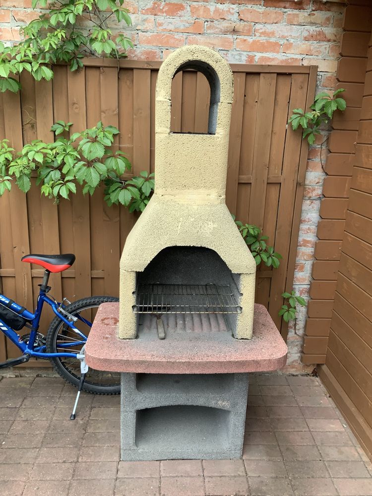 Grill betonowy Castorama