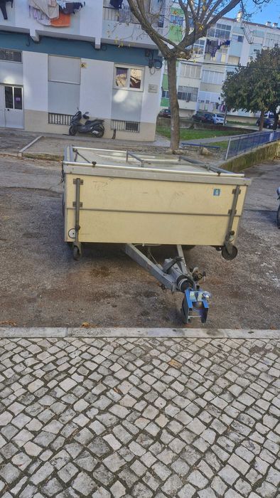 Atrelado segunda mão boas condições