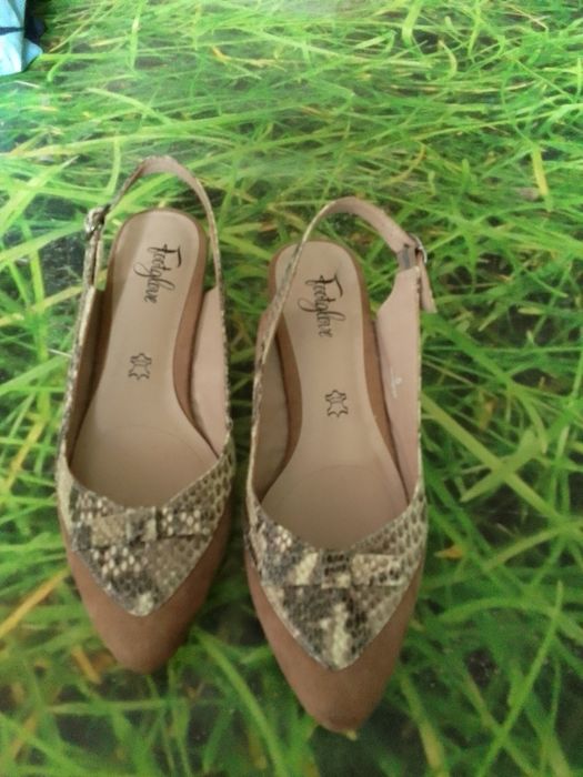Buty damskie r. 38