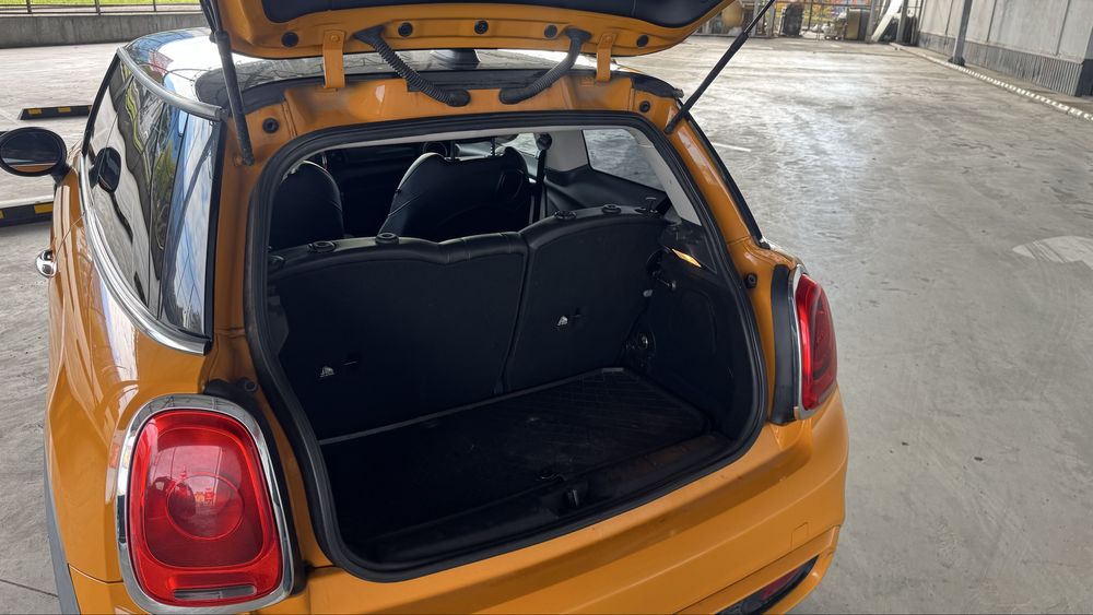 Автомобіль mini cooper s 2014