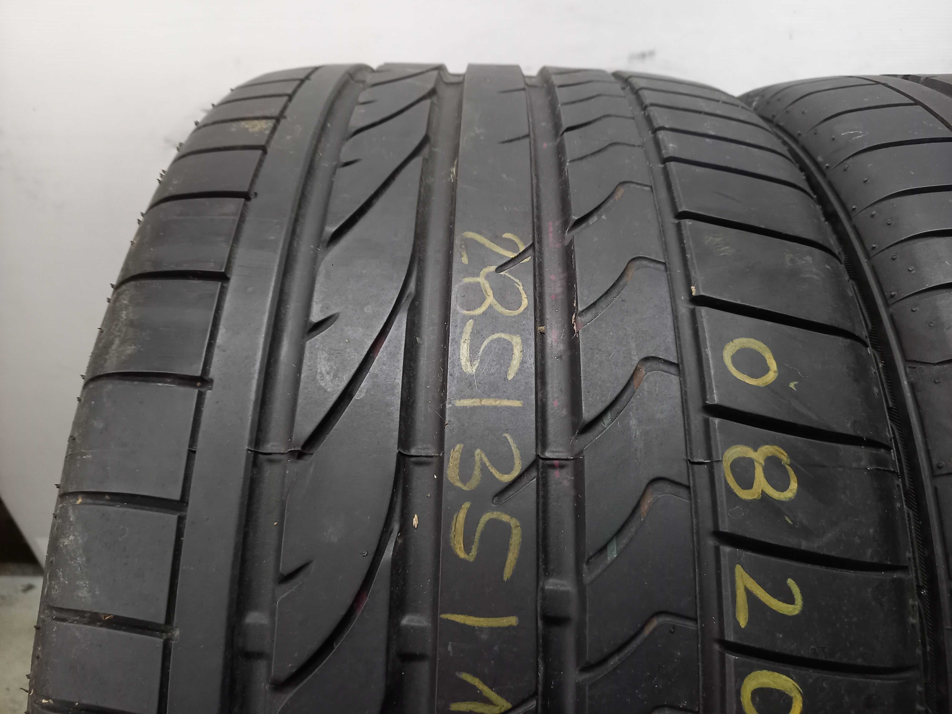 285/35/19 Bridgestone Potenza Re050A