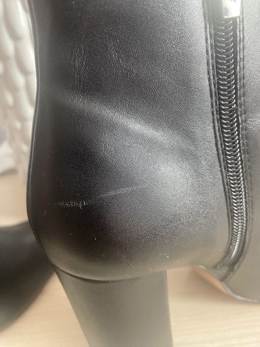 Ботинки Mango 35р на каблуке с длинним носком