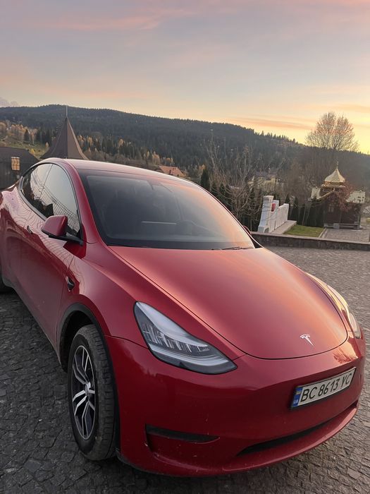 Tesla model Y Long Range 75 kwt 2020