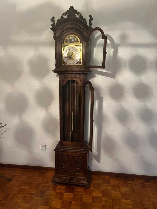 Relógio pé vintage