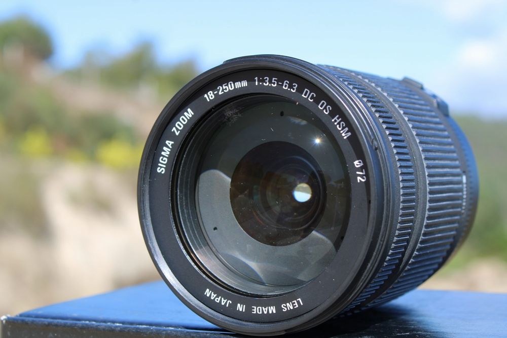 Sigma 18-250mm F/3.5-5.6 DC OS (Canon EF)