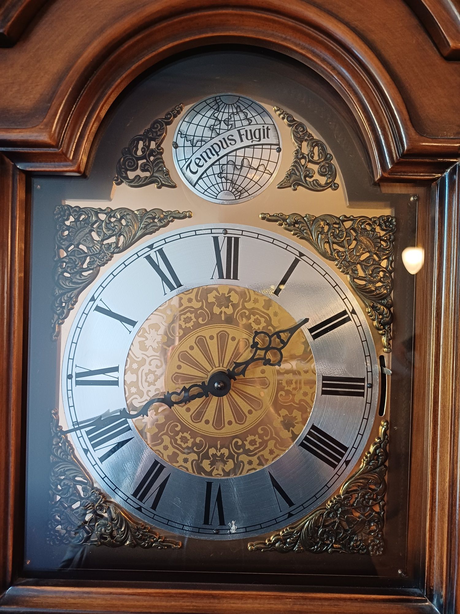 Zegar tempus fugit drewniany