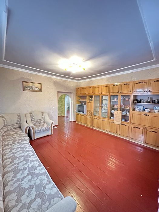 ПРОДАЖ будинку в смт Володарка