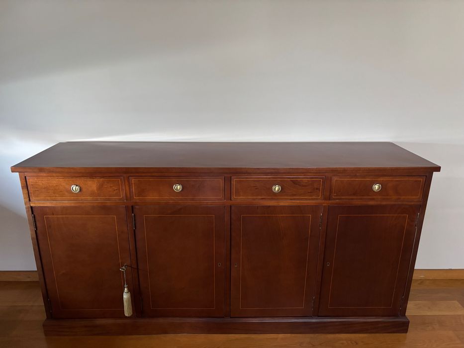 Mobília de sala de jantar estilo inglês clássico e candeeiro provençal