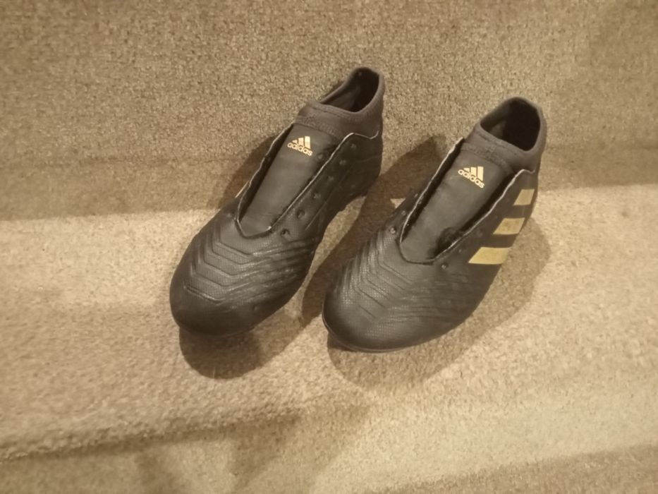 Korki adidas predator