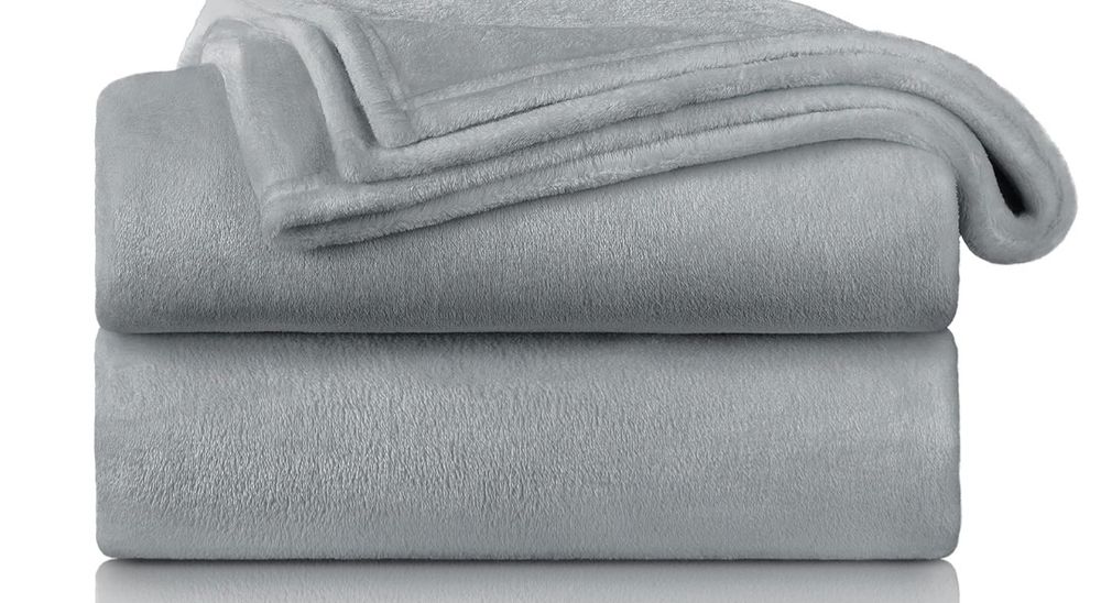 Puszysty koc polarowy 200 x 150 cm