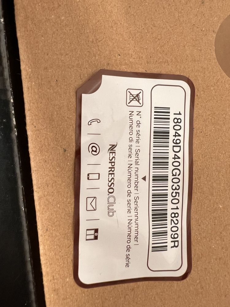 Maquina café Nespresso inissia