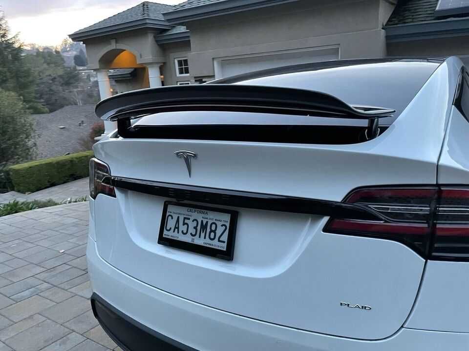 2022 Tesla Model X PLAID