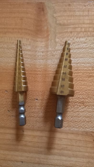 Патрон для мини-дрели (диаметр 3,0 и 3,17). Сверло ступенчатое