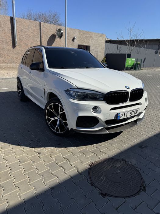 Продам БМВ  BMW X5 F15 M50D