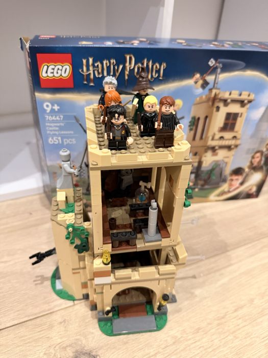 LEGO замок ГОҐВОРТС: урок польоту  HARRY POTTER 76447