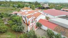 Quinta T6 em São Brás e São Lourenço de 366,00 m2