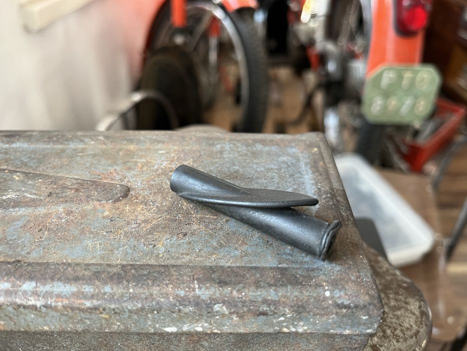 SHL WSK M11 M17 175 Wiatr przelotka linki sprzegla - silnik oryg slask