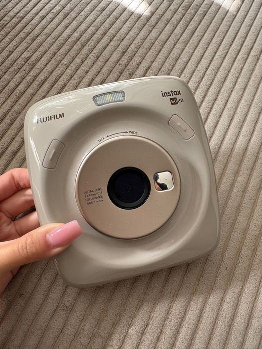 Fujifilm Instax Square 20