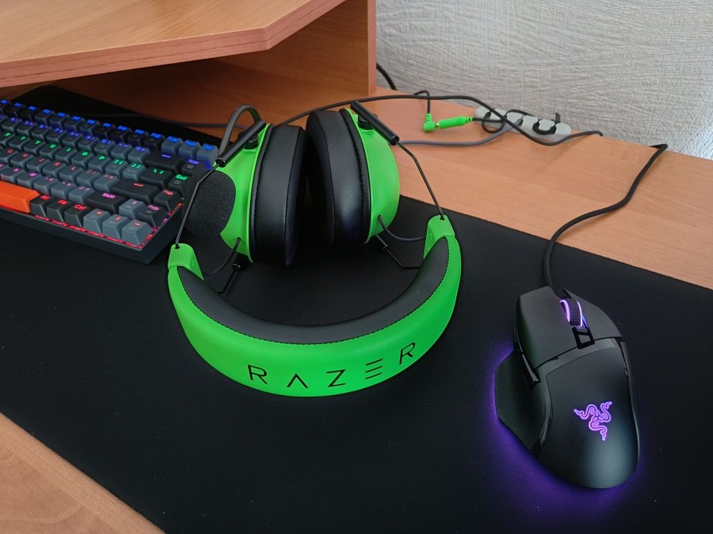 Оригінальні навушники Razer BlackShark V2 X, чорний колір.