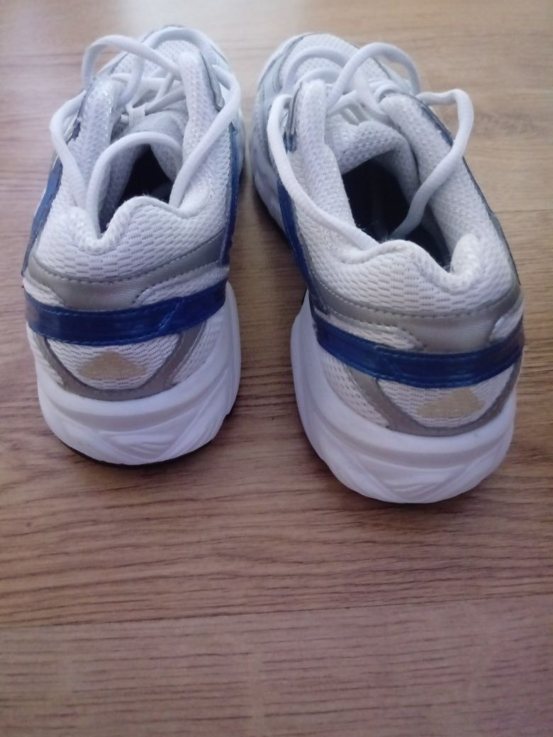 Adidas buty sportowe roz38 wkl 23,5 -24 cm