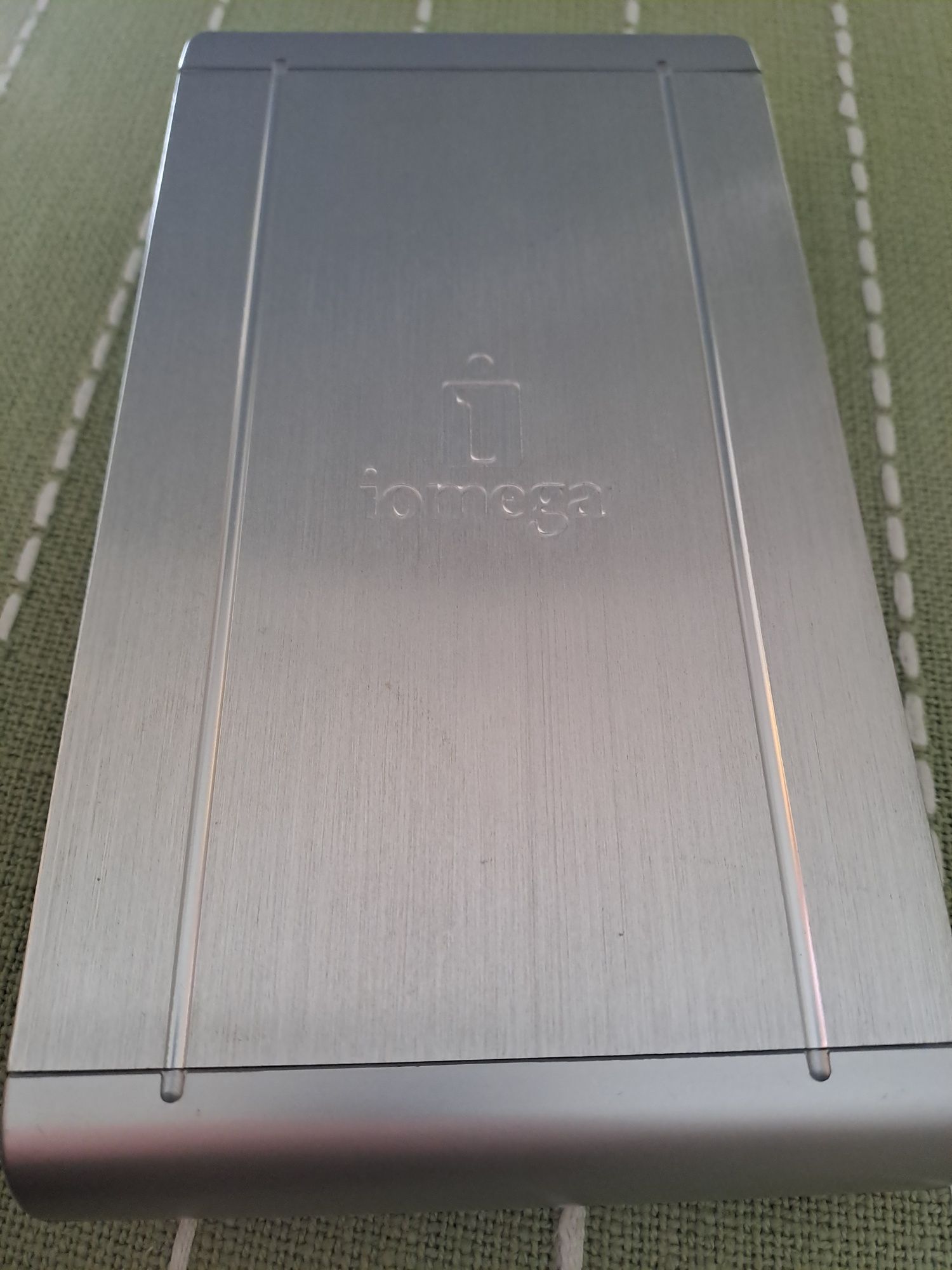 Vendo disco externo iomega 3.5" 500GB