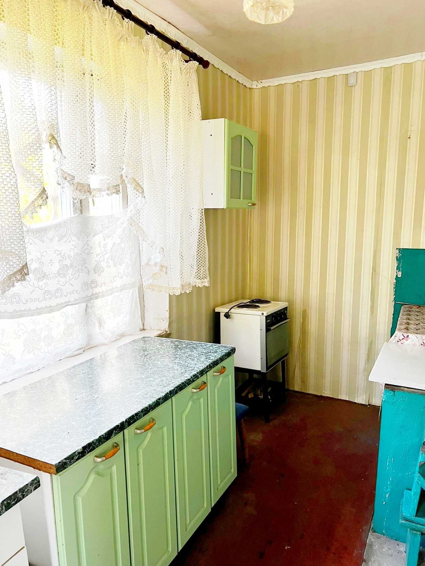 Продам   домик в Песчанке рядом с речкой.