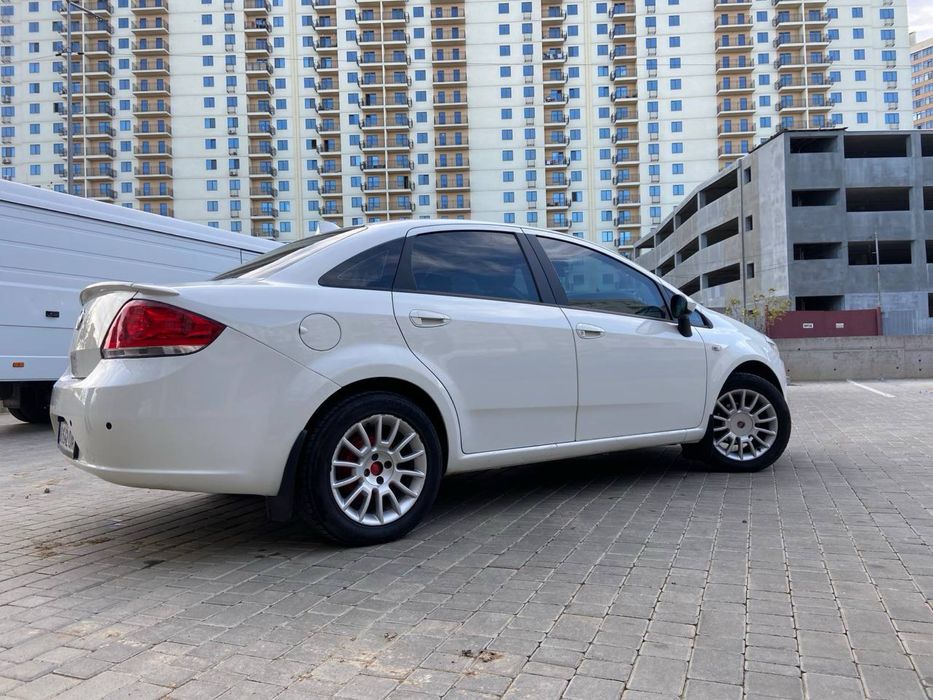 Продам Fiat Linea 2010