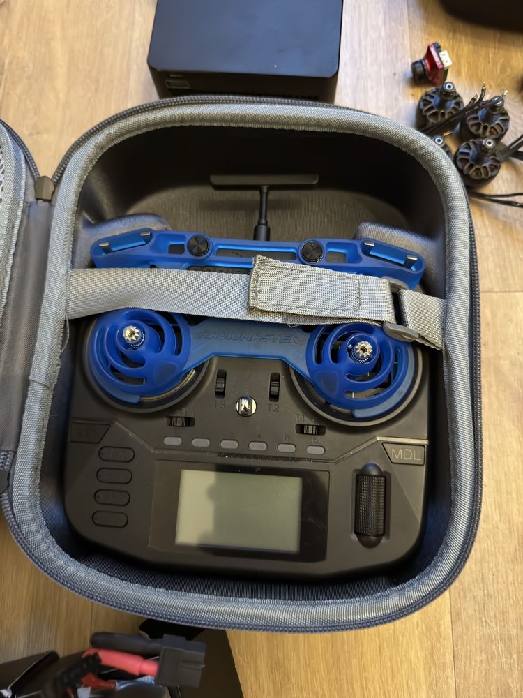 FPV dron Nazgul 5