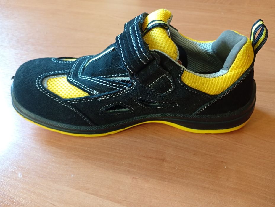 Sandały ochronne vm nowe rozmiar 43 z blachą