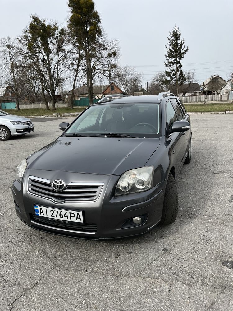 Toyota avensis 2007рік, в гарному стані по кузову