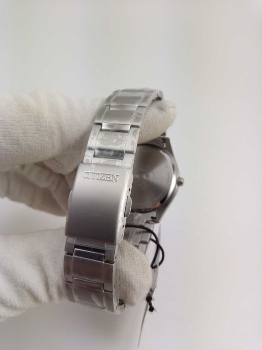 Титановые японские женские часы Citizen EW2470-87M, сапфировое стекло