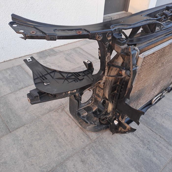 Pas Przedni Wzmocnienie Czołowe Kompletne AUDI A4 B6 1.8 Turbo 1.9 TDI