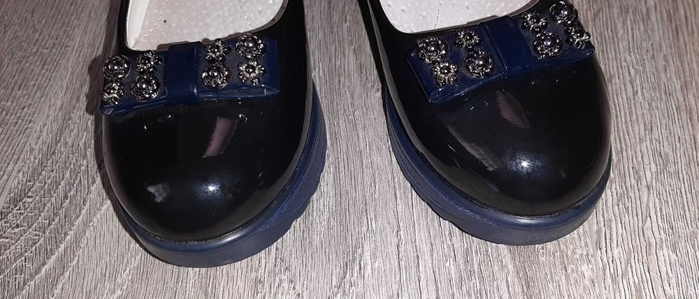 Стильні шкільні туфлі yalike на платформі