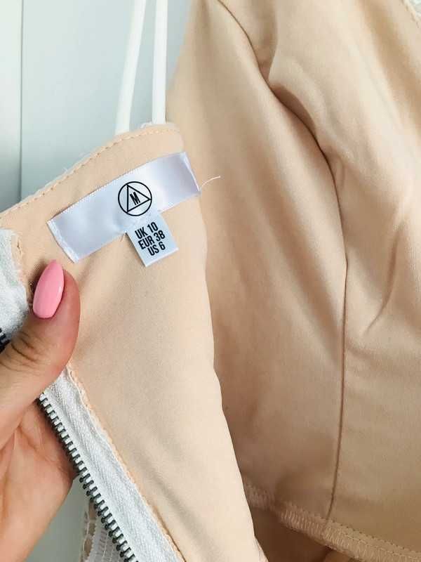 Sukienka damska M 38 Missguided koronkowa z dekoltem na szelkach boho