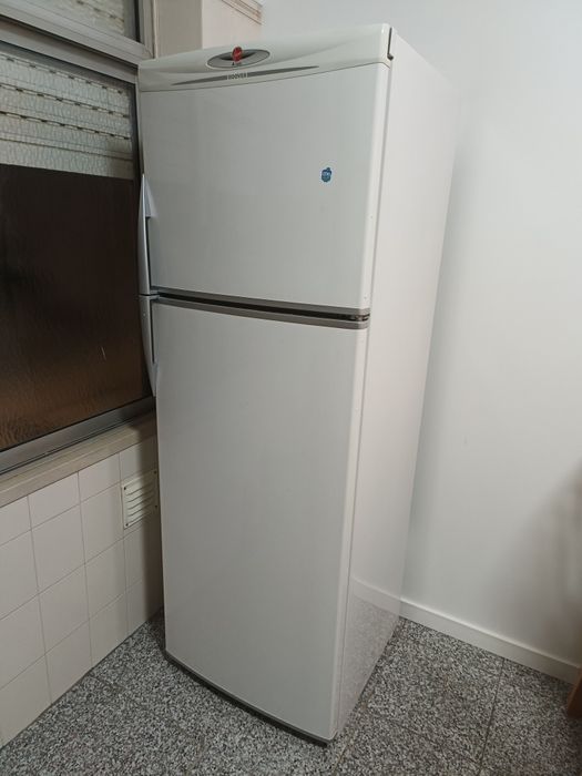 Frigorífico Hoover