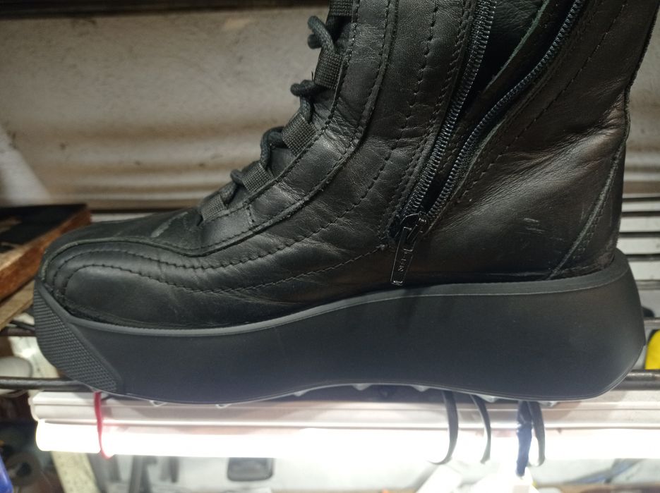 Професійно займаюся ремонтом взуття, сумок , барсеток, рюкзаків