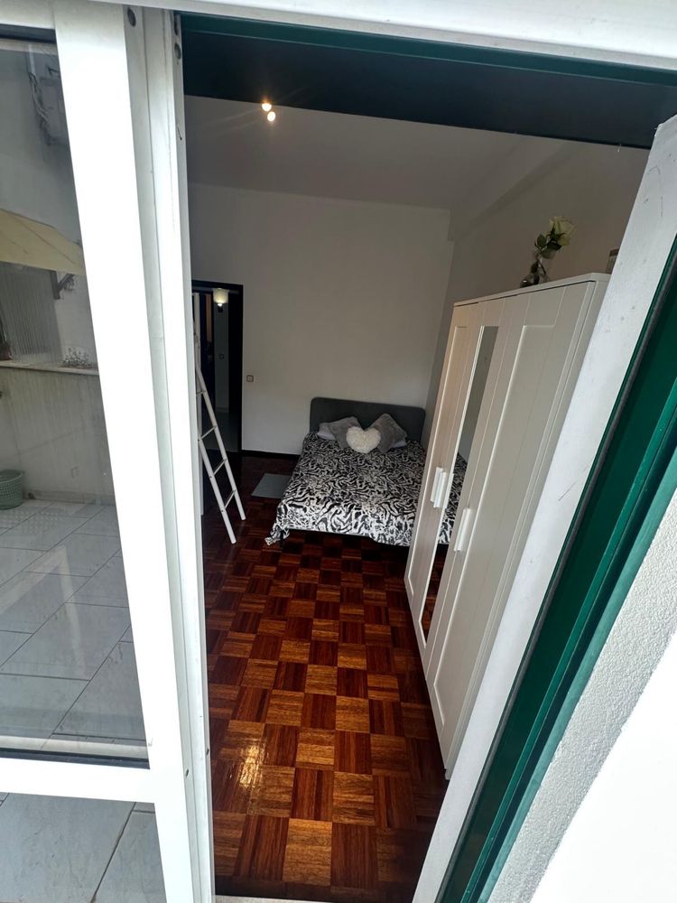 Quarto c cama casal + cama solteiro em Entroncamento