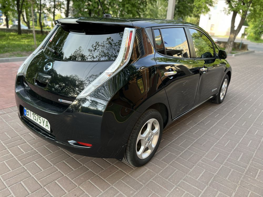 Nissan Leaf 24 kWt 2013