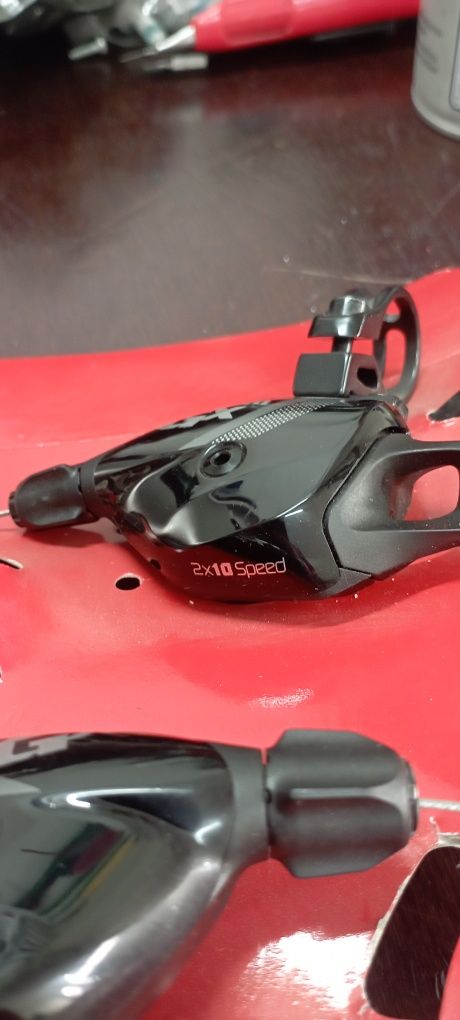 Manípulos SRAM GX