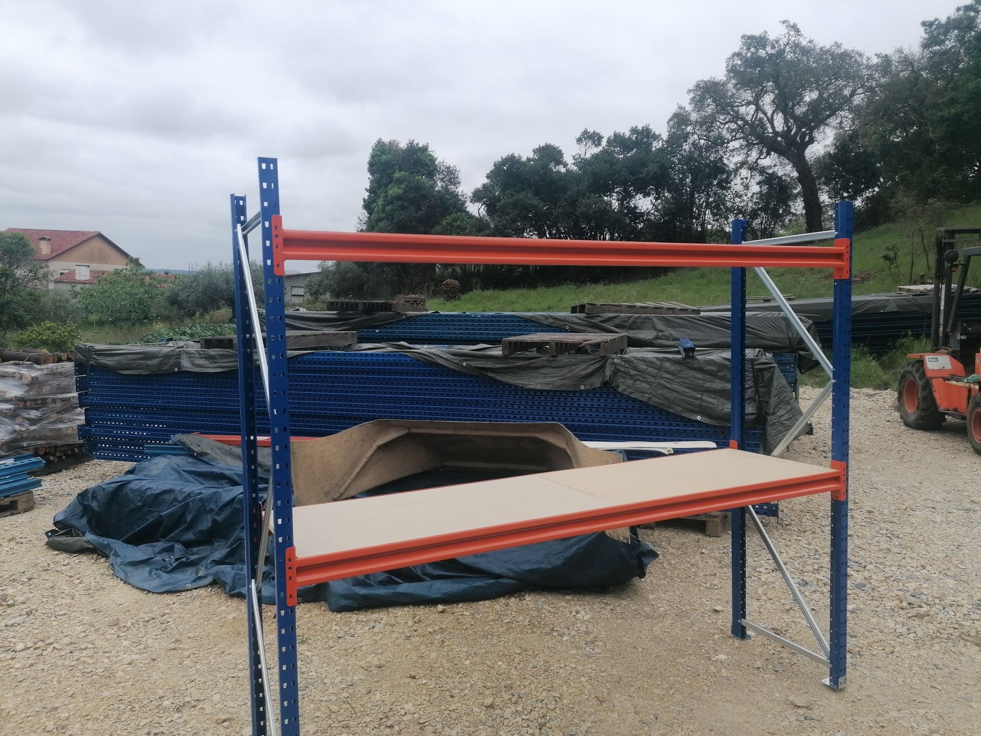 Estantes de armazém, parteleiras industriais, picking