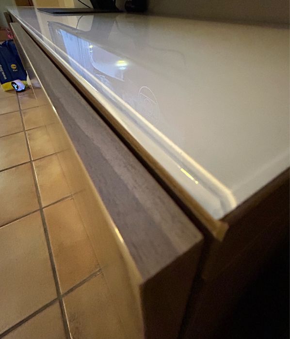 Aparador movel de TV