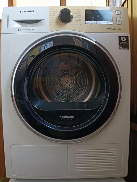 Suszarką do ubrań Samsung