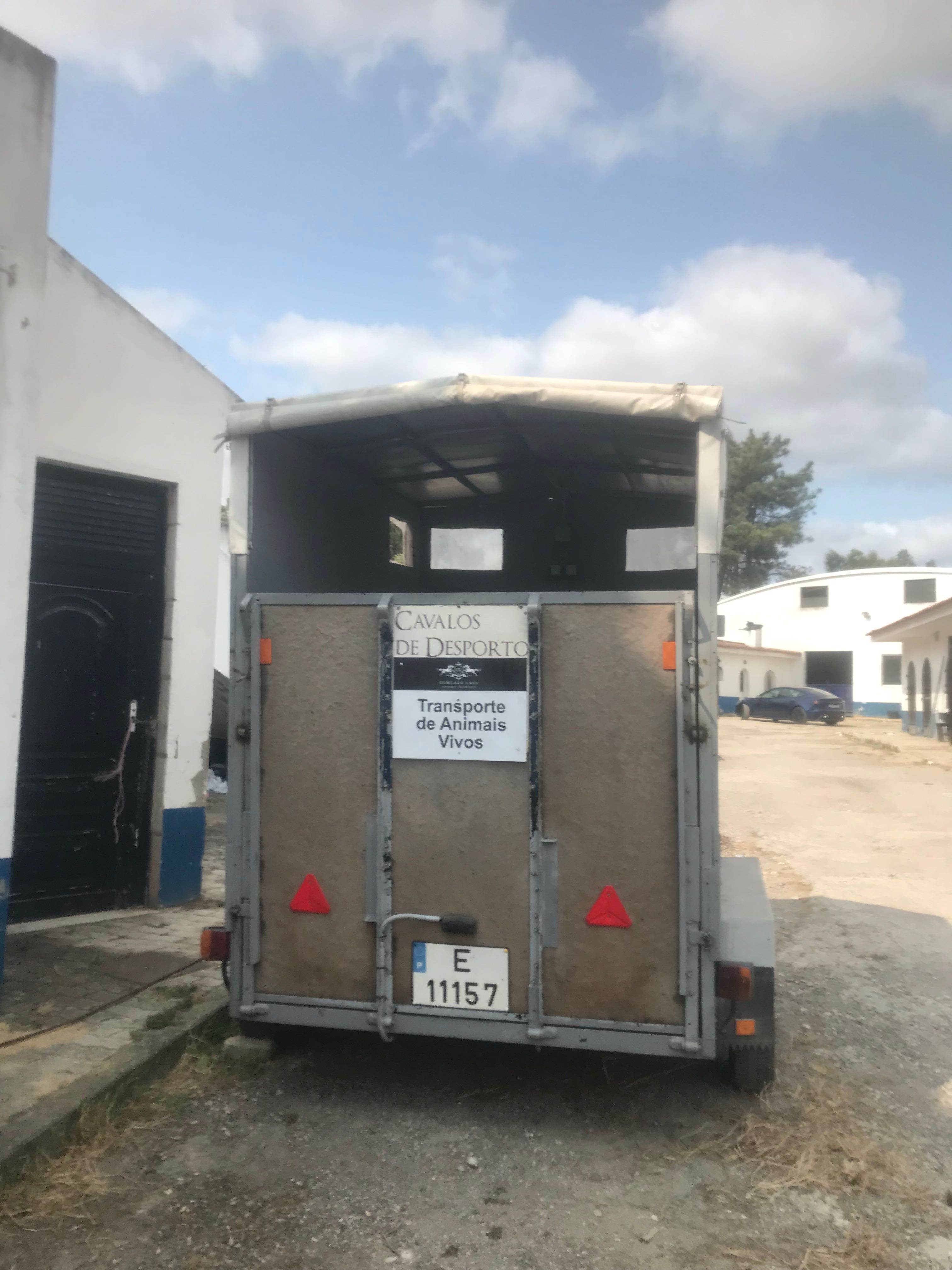 Roulote 2 cavalos