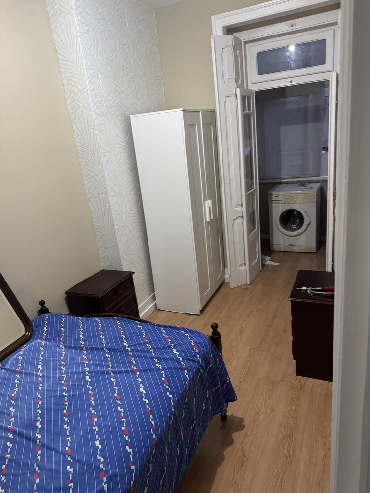 Quarto para arrendar na graça a 10 minutos da estaçao santa polonia