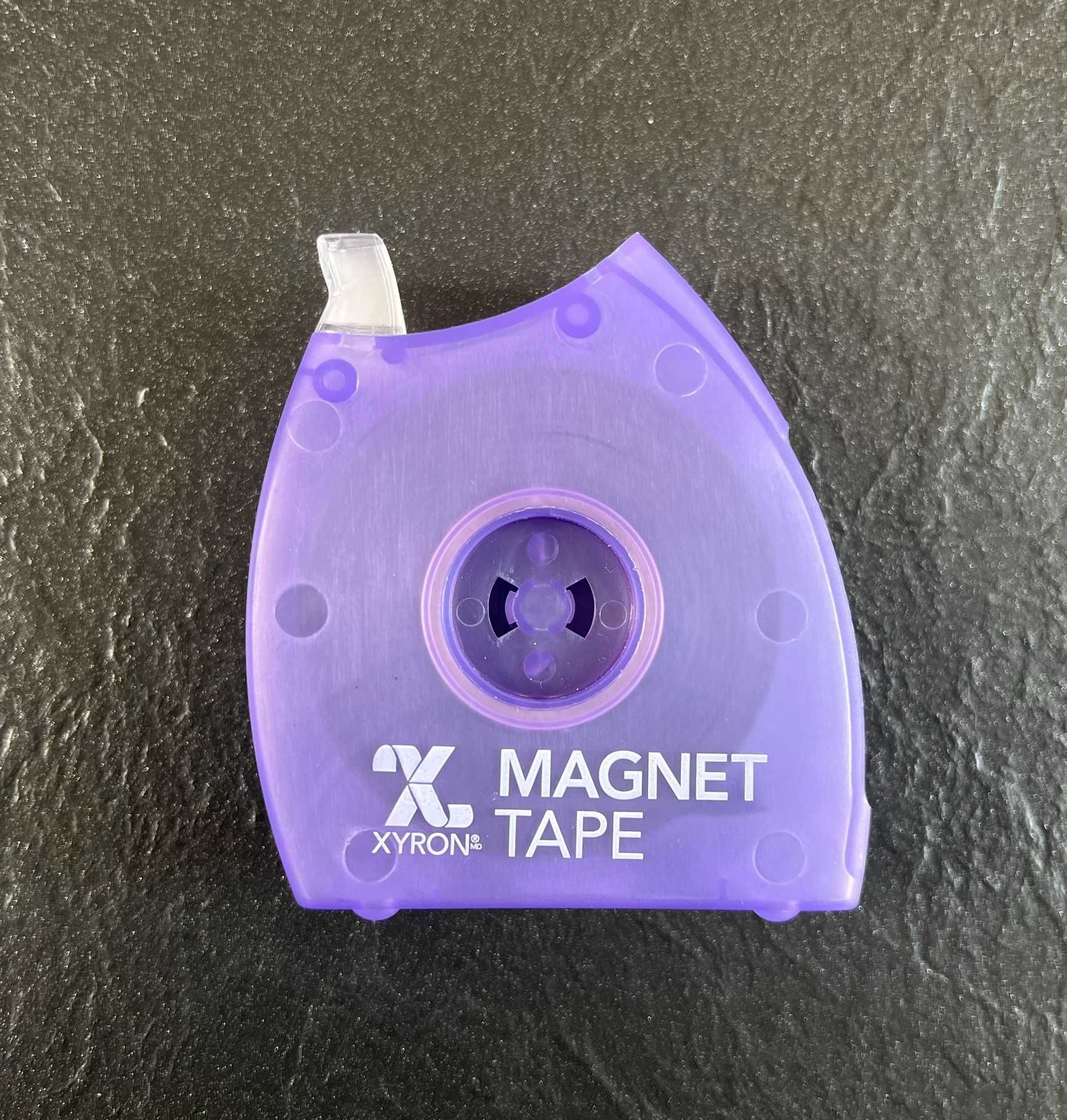 Taśma magnetyczna Xyron z dozownikiem 9 m