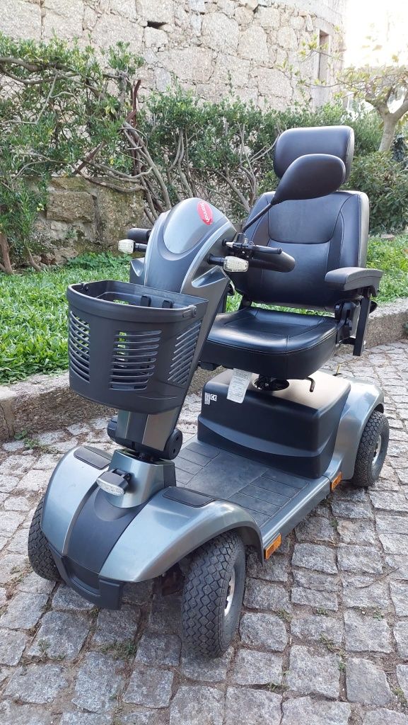 Scooter Stannah de mobilidade reduzida