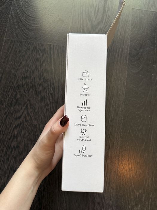 Іригатор для зубів Oral Irrigator (практично новий, Amazon)