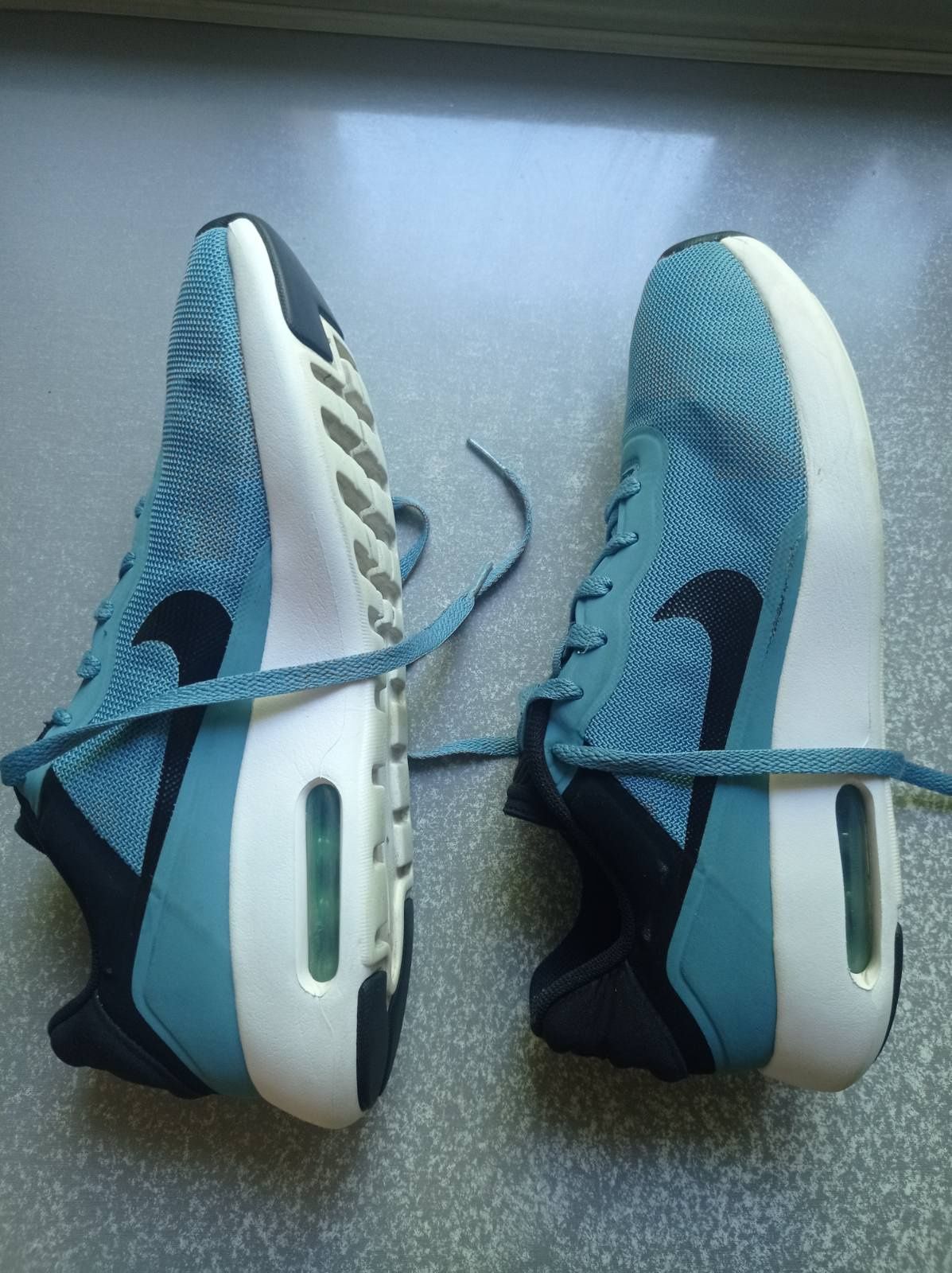 Кросівки Nike Air Max Modern Essential -44р