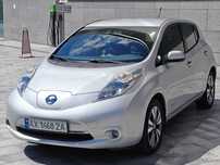 продам Ниссан Лиф Nissan leaf 2013 SL